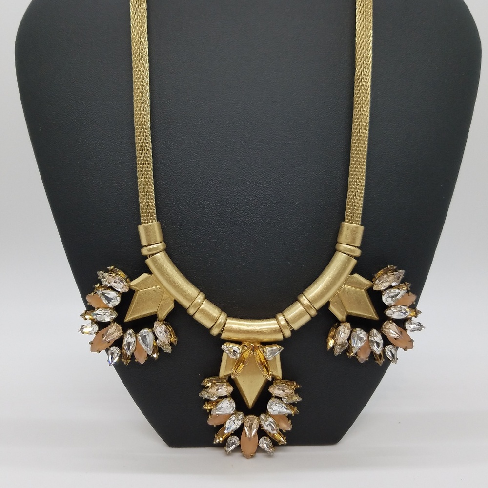Stunning Stella & Dot Helena Statement Necklace